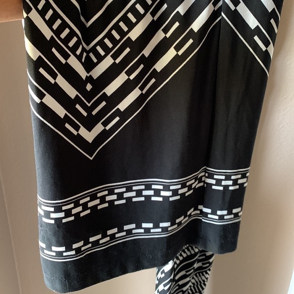 CALVIN KLEIN Black and White Geometric Print Jumpsuit - Picture 5 of 7